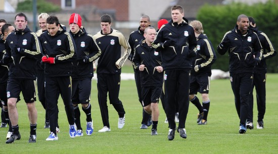 足球球员伤病更新，影响赛季表现