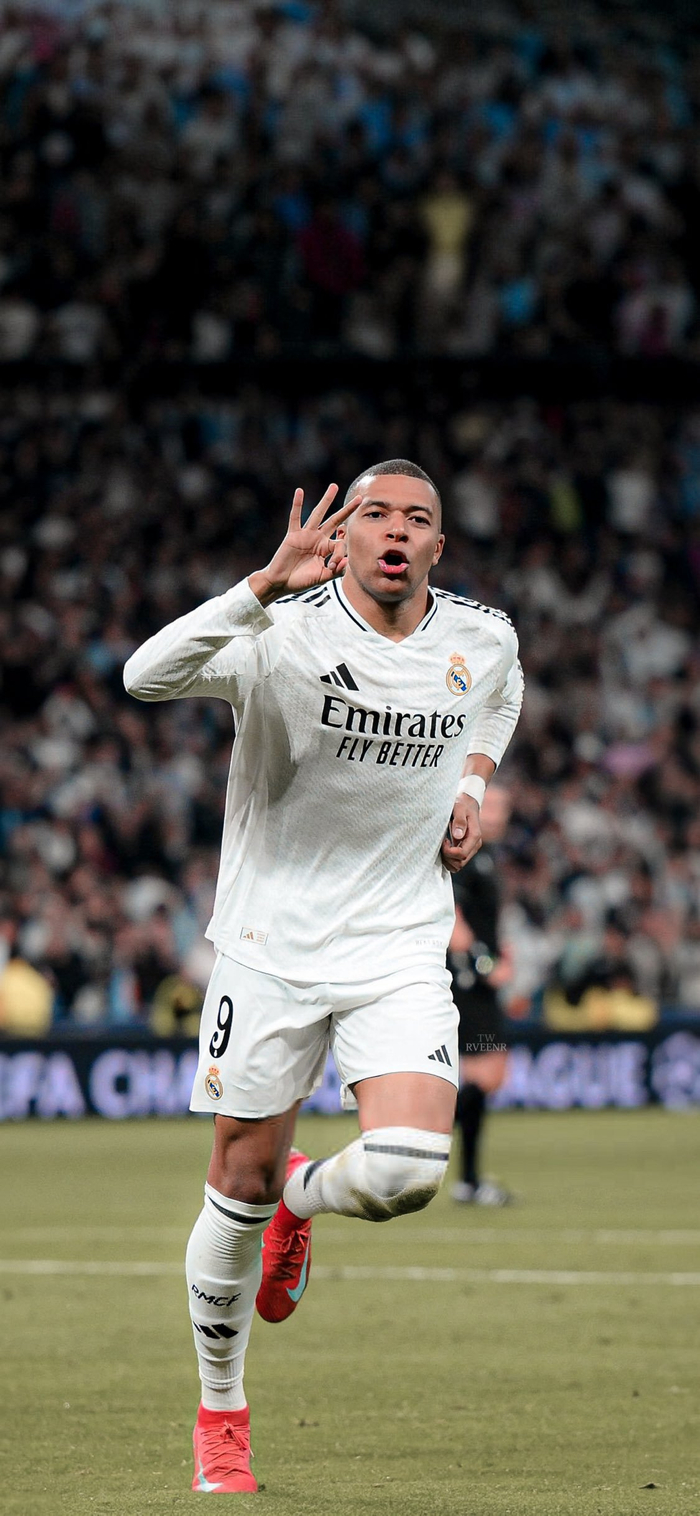 麦迪逊盛赞梅努欧洲杯表现，称其控球稳能回顶尖