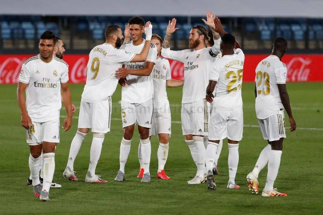 独木难支！约基奇包办掘金最后15分，空砍44+13+7