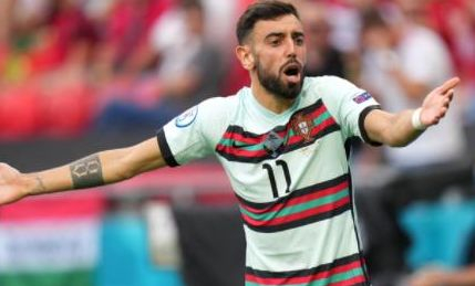 海纳谈于帕续约：以他目前表现，不奇怪其他俱乐部对他有兴趣（海纳谈于帕续约：以其当前表现，获其他俱乐部青睐并不意外）