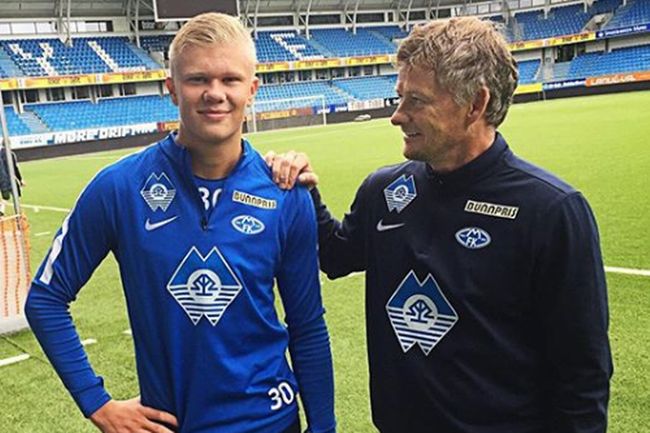 相当炸裂！44岁的小罗就要当爷爷了！（44岁的小罗即将升级当爷爷！）