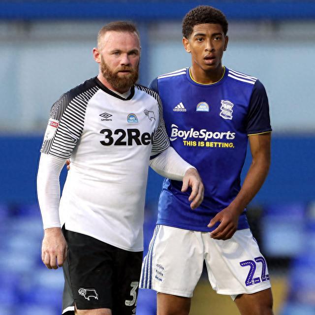 2025中超官方最佳球员候选：瓦科、莱昂纳多领衔，王钰栋在列（2025中超年度最佳球员官方候选名单：莱昂纳多、瓦科领衔，王钰栋入选）