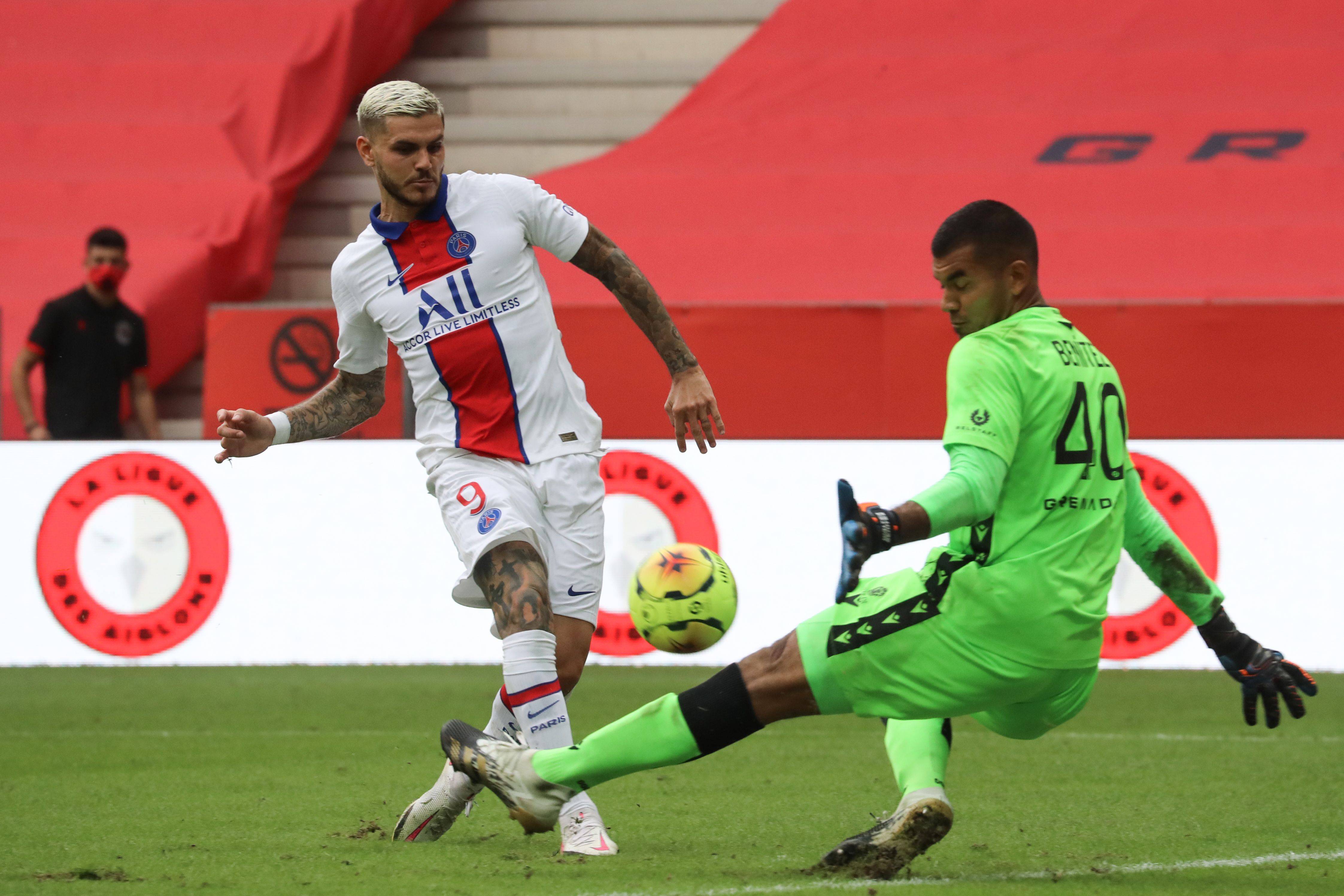 半场战报：三镇0-2山东，泽卡建功，刘洋破门