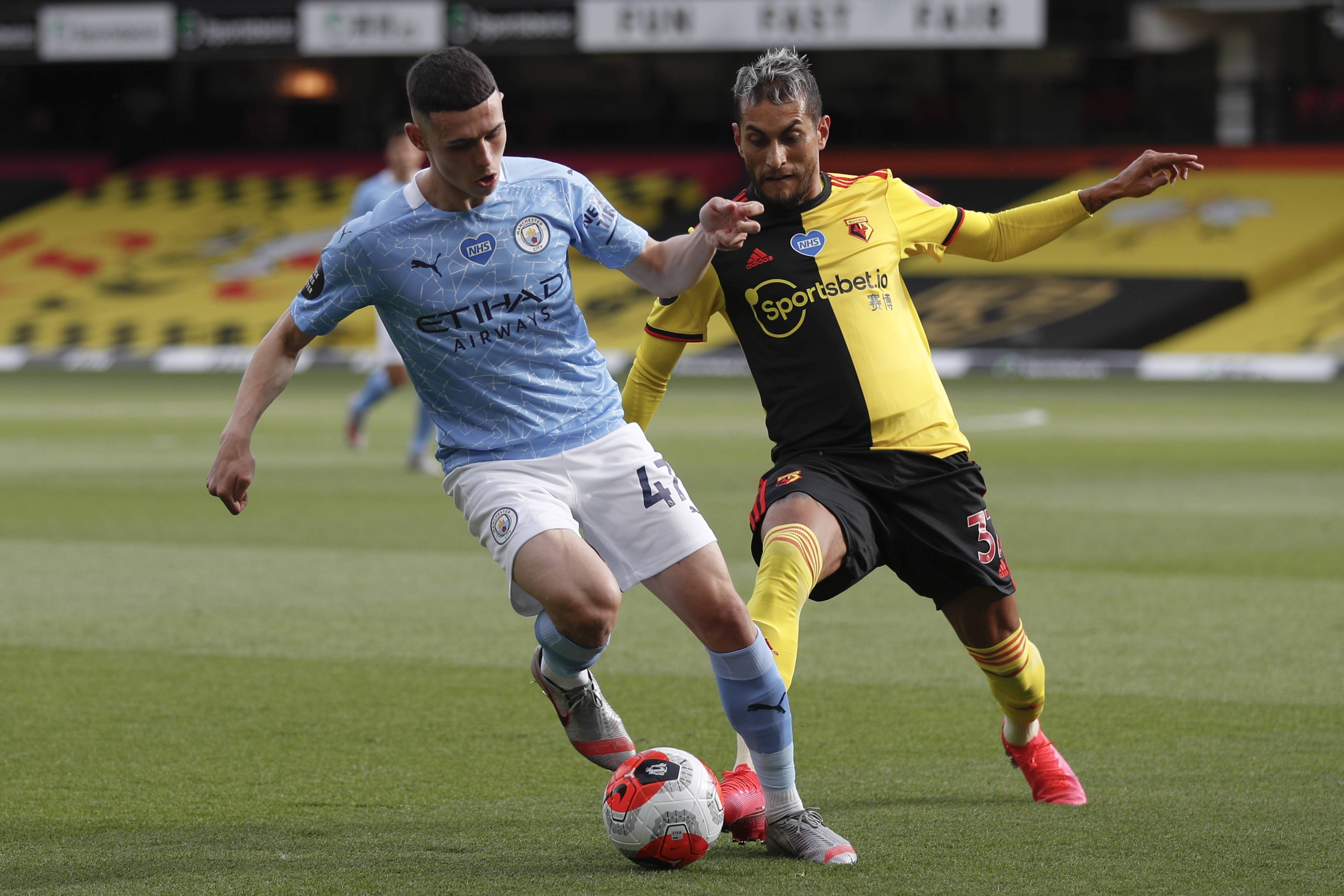 英超本周最佳阵容：曼城三人表现出色，但布鲁诺抢尽风头（英超周最佳：曼城三将状态火热，布鲁诺成最大赢家）