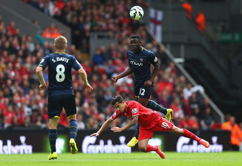 三镇vs泰山首发：四外援PK四外援，卡扎先发冲金靴（三镇战泰山首发：四外援对决，卡扎首发剑指金靴）