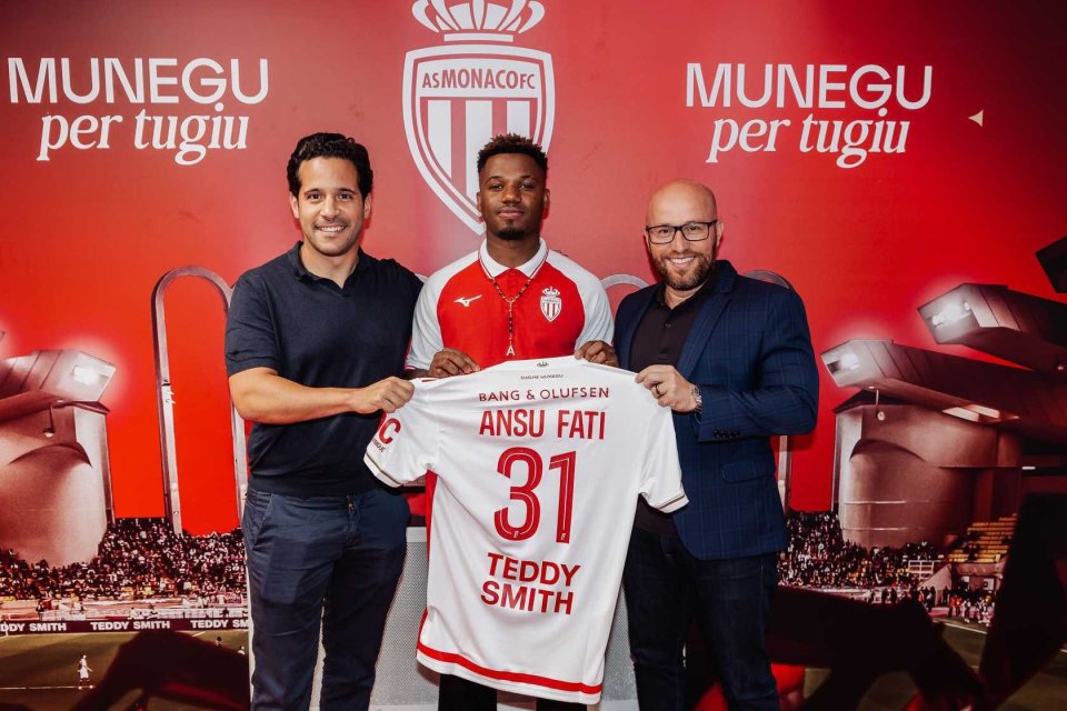 喀麦隆足协和教练点名不同球报道埃托奥解雇阿布巴卡尔以保护记录（媒体称埃托奥为保纪录解雇阿布巴卡尔，喀麦隆足协与主帅各执一词）